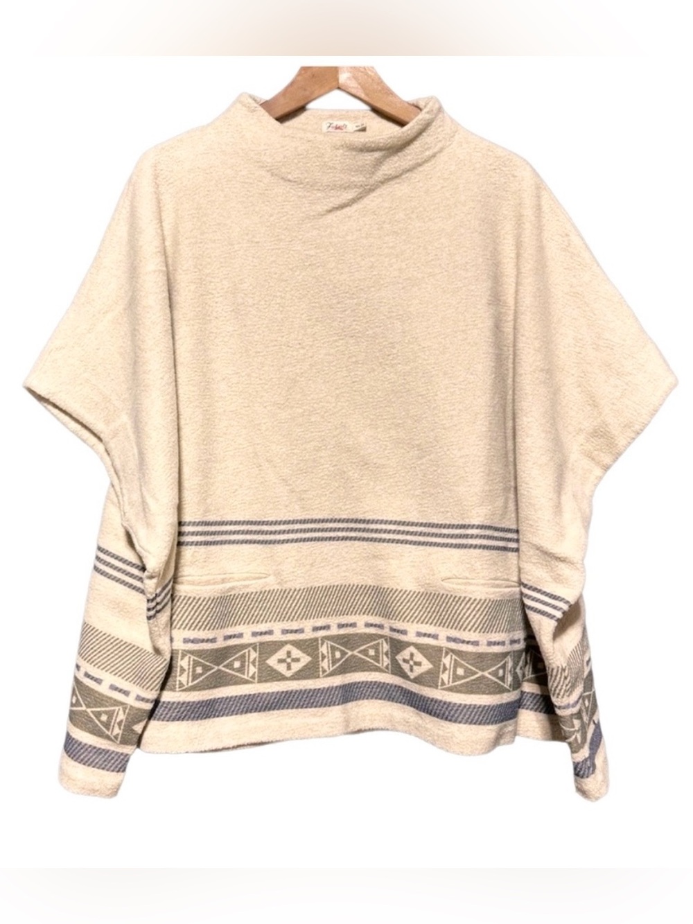 FAHERTY Southwestern Poncho Hygge Coastal Grandma Knit Beachwear Cabincore